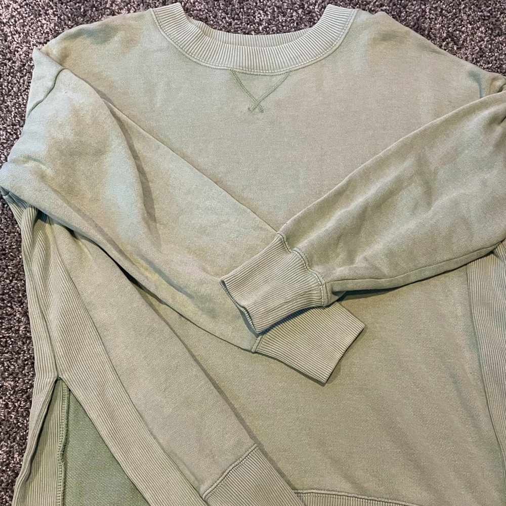 Aerie oversized sweatshirt
